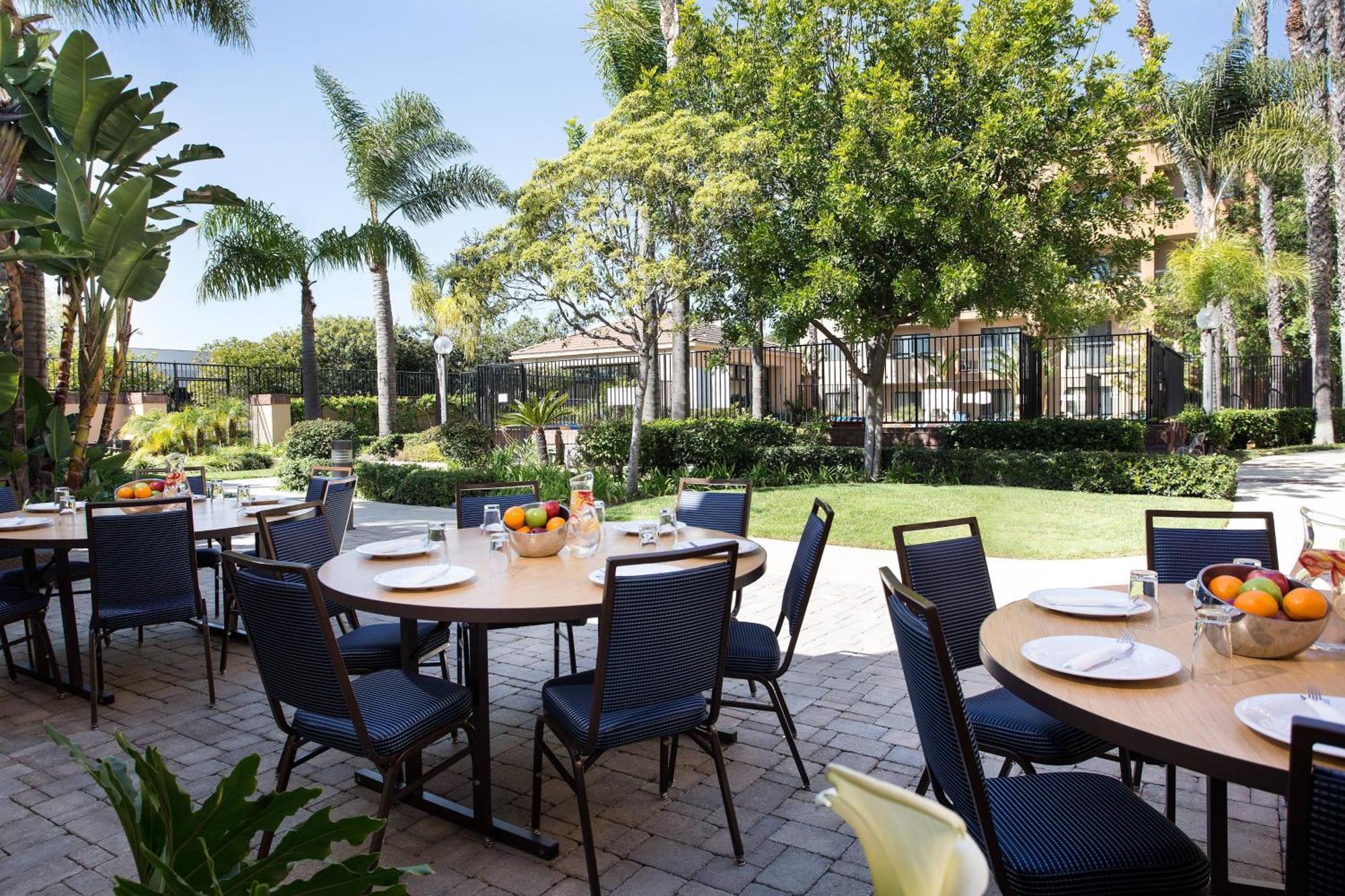 Courtyard Costa Mesa South Coast Metro Hotel Санта Ана Екстериор снимка