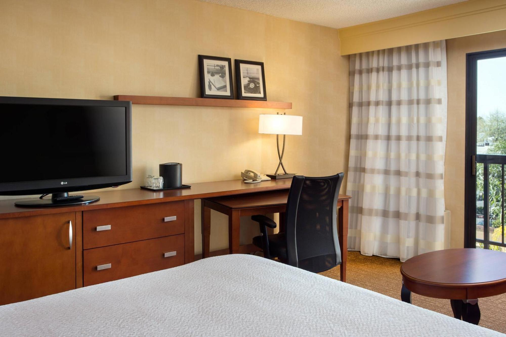 Courtyard Costa Mesa South Coast Metro Hotel Санта Ана Екстериор снимка