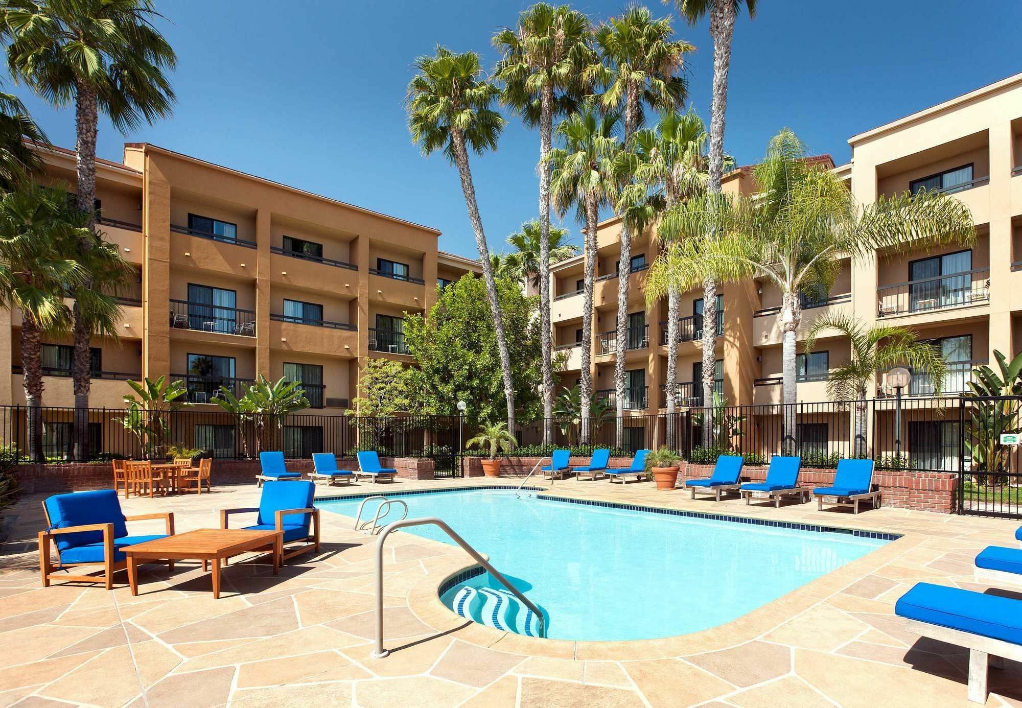 Courtyard Costa Mesa South Coast Metro Hotel Санта Ана Екстериор снимка
